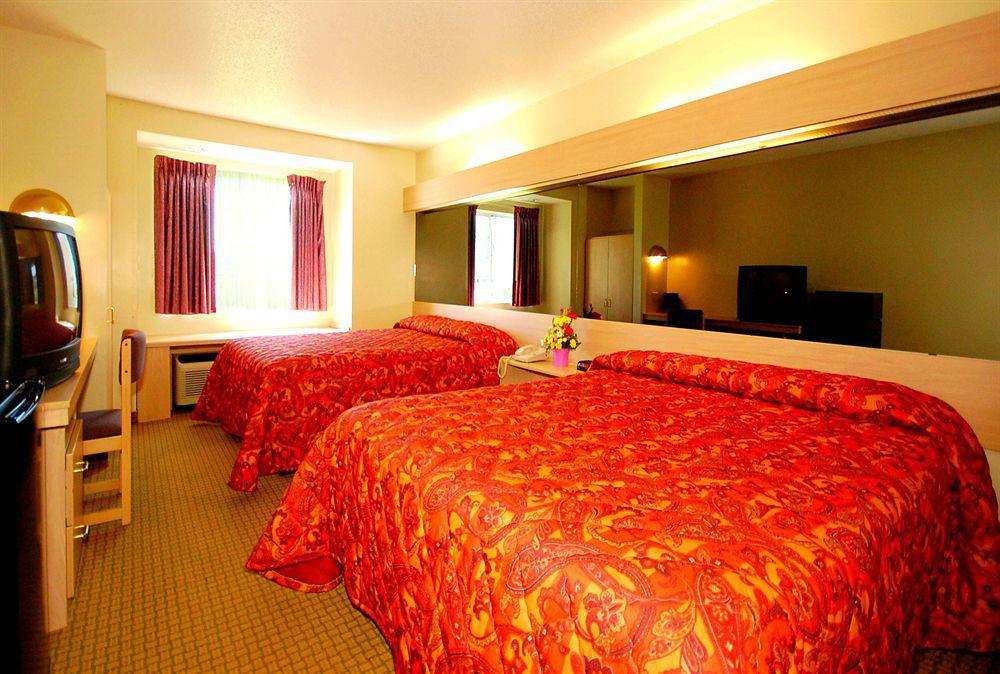 Surestay Plus Hotel By Best Western Sevierville Oda fotoğraf